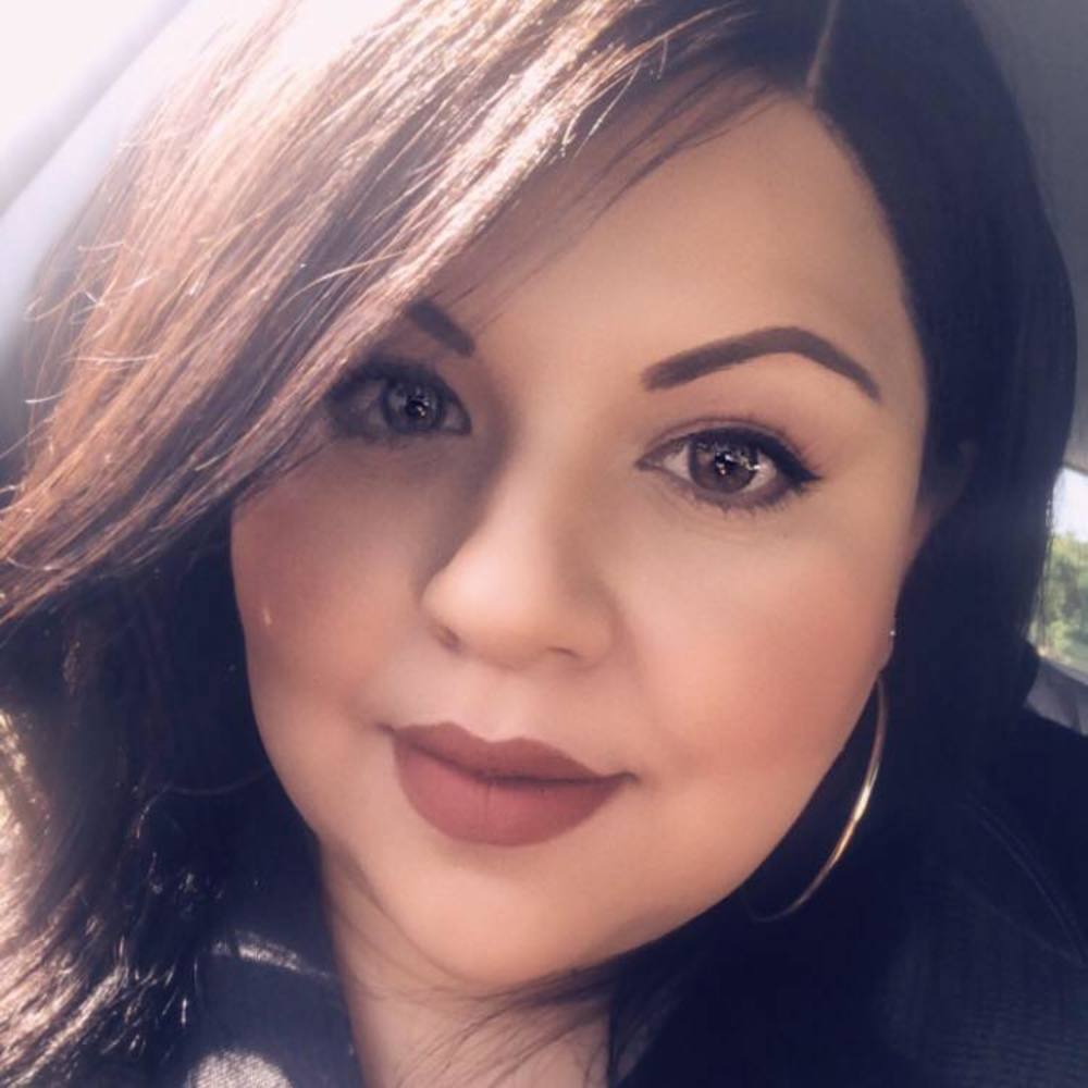 Meet your Posher, Sonia